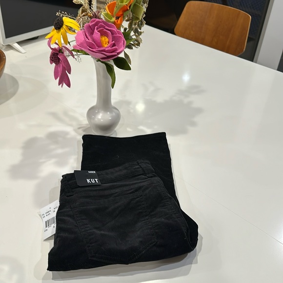 KUT from the Kloth Karen baby bootleg corduroy pants NWT - Picture 2 of 4